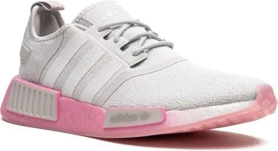 Adidas Ultraboost DNA low-top sneakers Pink