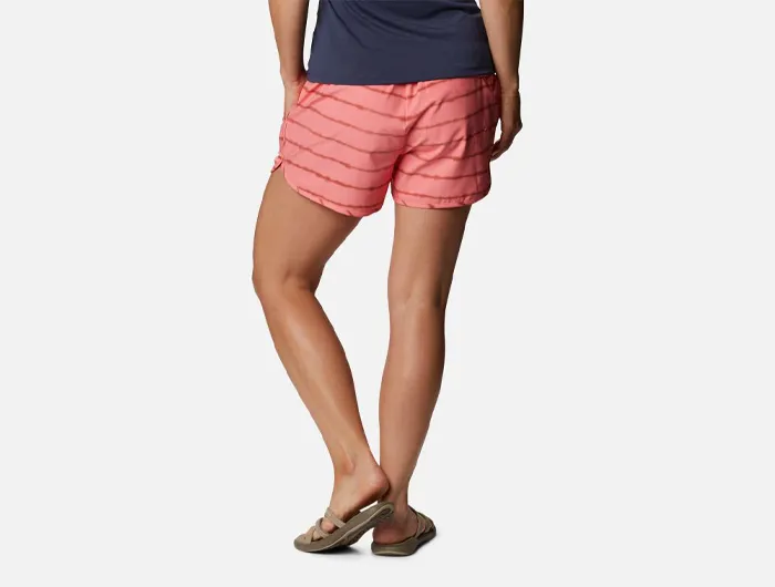 Columbia Women's Pleasant Creek Stretch Shorts