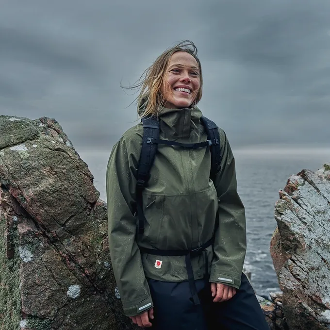 Fjallraven W's High Coast Hydratic Trail Jacket - Mountain Factor