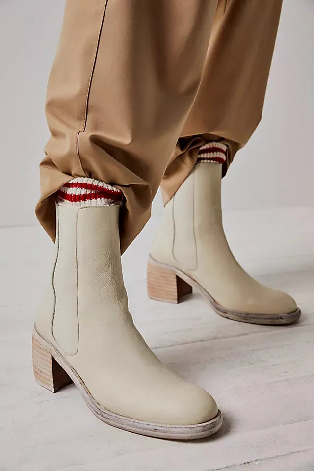 Free People Essential Chelsea Boot