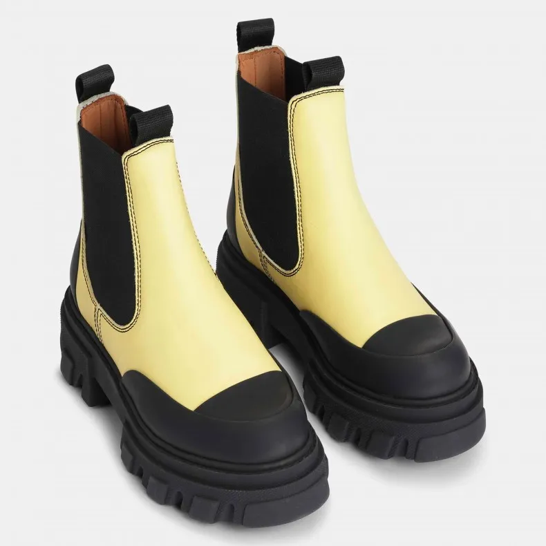 GANNI Cleated Low Chelsea Boot (Pale Banana)