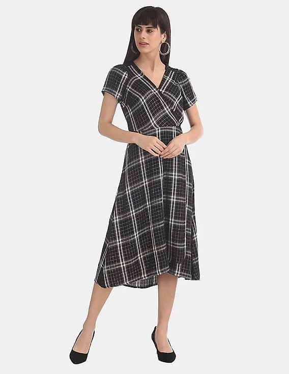 GAP Women Black Surplice Neck Midi Wrap Dress