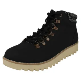 Ladies Skechers Chunky Sole Knitted Collar Ankle Boot - Cute Factor 113420