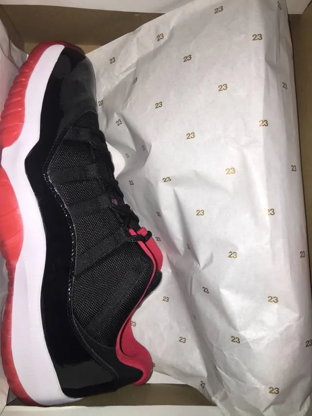 Nike air jordan retro 11 low breds