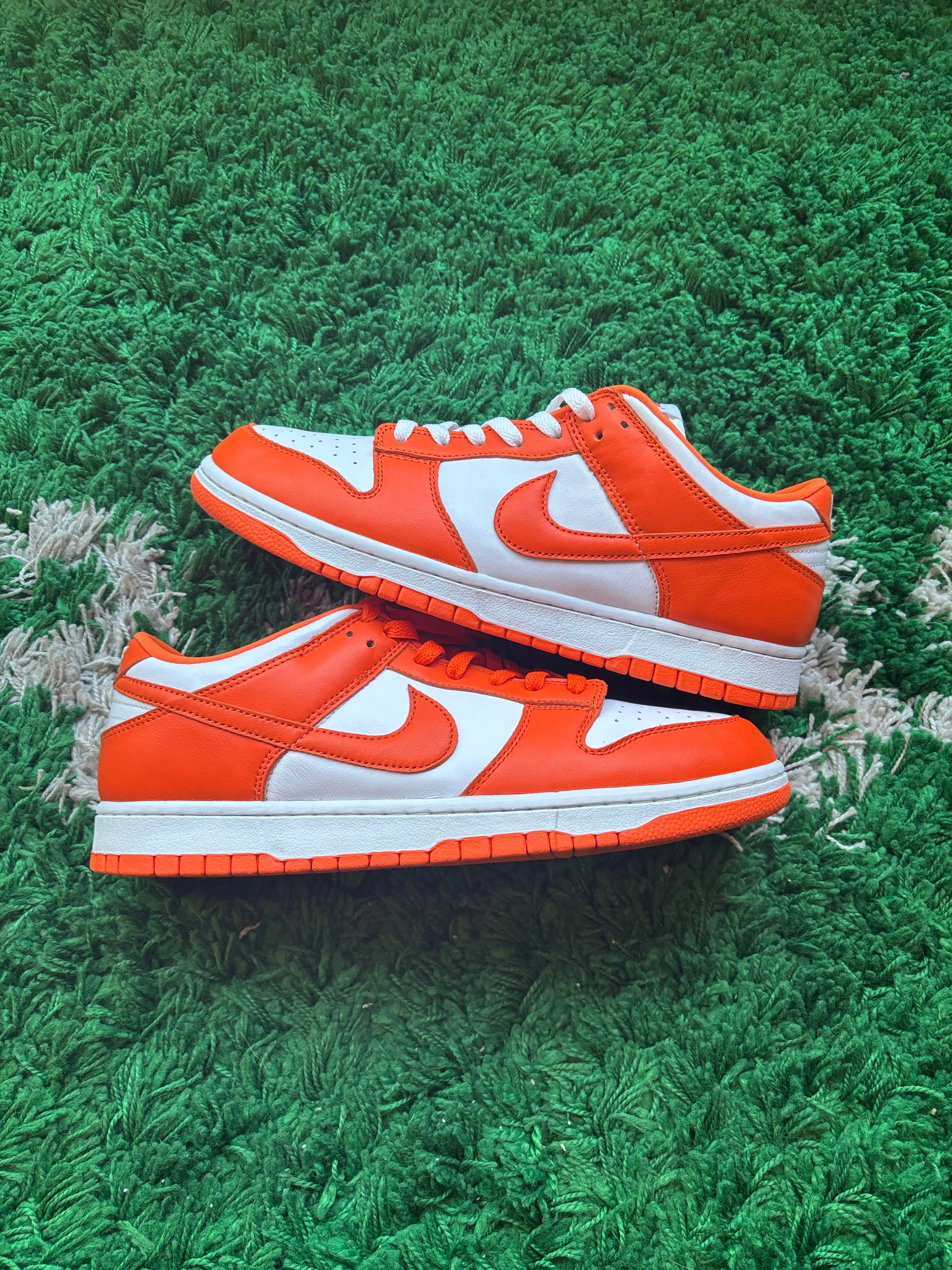 Nike Dunk Low “Syracuse”