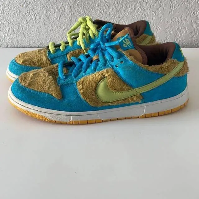 Nike SB Dunk Low Baby Bear