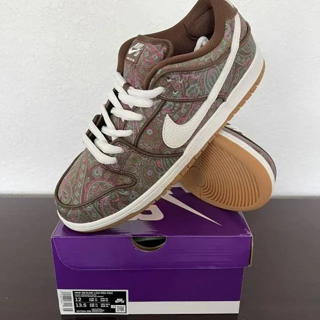 Nike SB Dunk Low Paisley