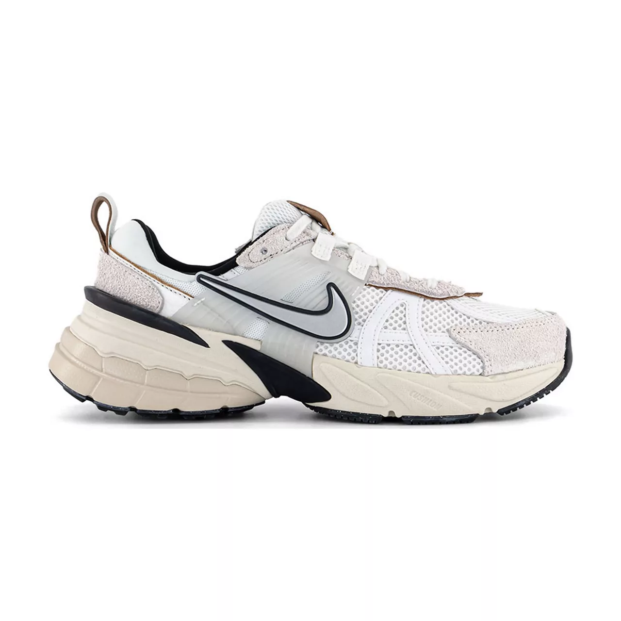 NIKE V2K Run Trainers - White