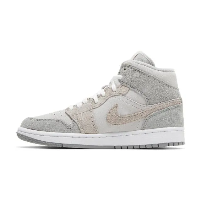 Nike Women's Air Jordan 1 Mid SE (Particle Grey/ College...