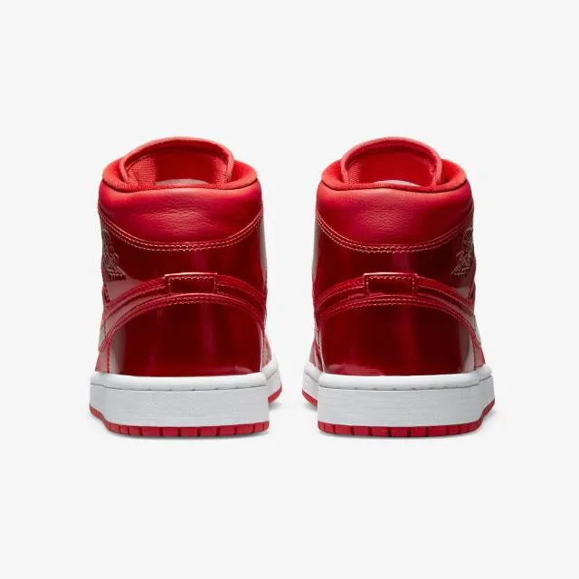 Nike Women's Air Jordan 1 Mid SE (University Red Pomegra...