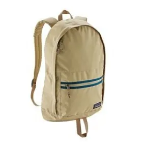 Patagonia Arbor Day Pack 20L in El Cap Khaki