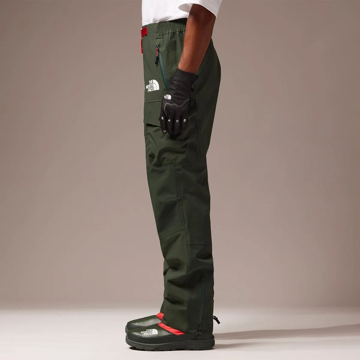 SOUKUU BY THE NORTH FACE X UNDERCOVER PROJECT U GEODESIC SHELL PANT DARK CEDAR GREEN | Bodega