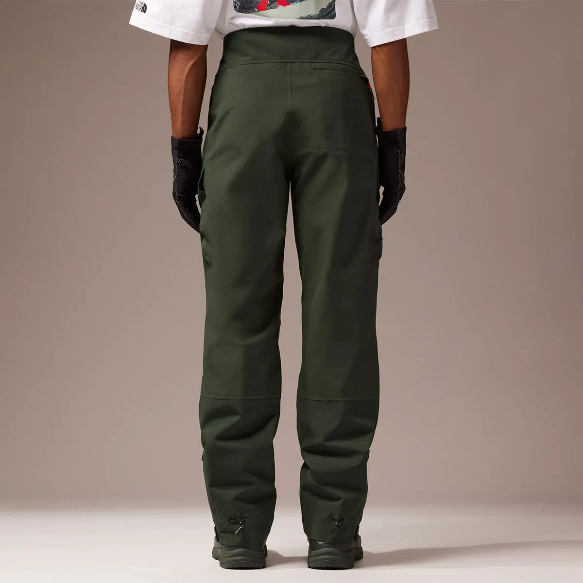 SOUKUU BY THE NORTH FACE X UNDERCOVER PROJECT U GEODESIC SHELL PANT DARK CEDAR GREEN | Bodega