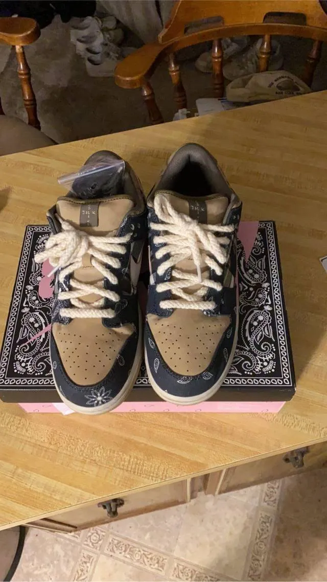 Travis Scott x Nike SB Dunk Low