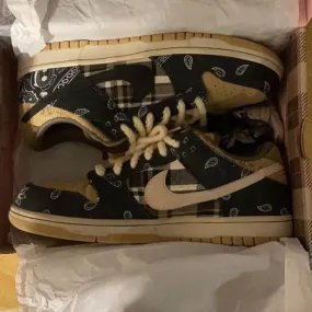 Travis Scott x Nike SB Dunk Low